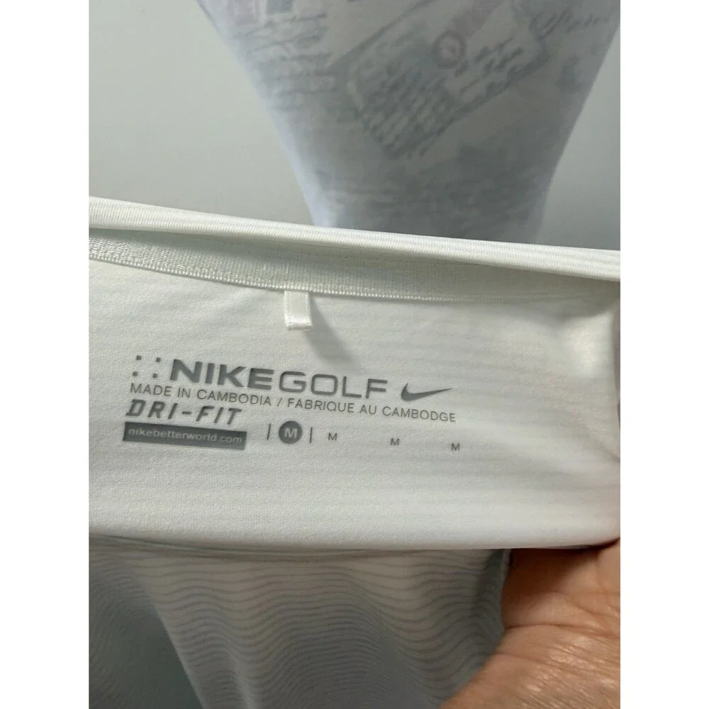 Nike Golf Dri-FIT Women Size M Long Sleeve Shirt White Gray Striped 685331-121